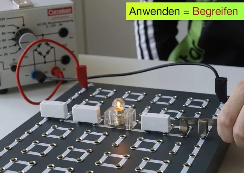 Cornelsen Experimentier-Set Elektrik - Grundschaltungen