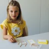 Holz-Stäbchen-Spiel im Etui