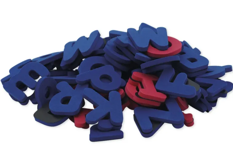 Magnet-Buchstaben in Dose, ca. 4 cm, 104-tlg.