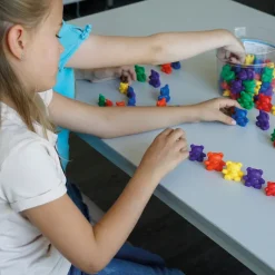 Mathe-Bären "Familie" in Box, 6 verschiedene Farben, 96-tlg.