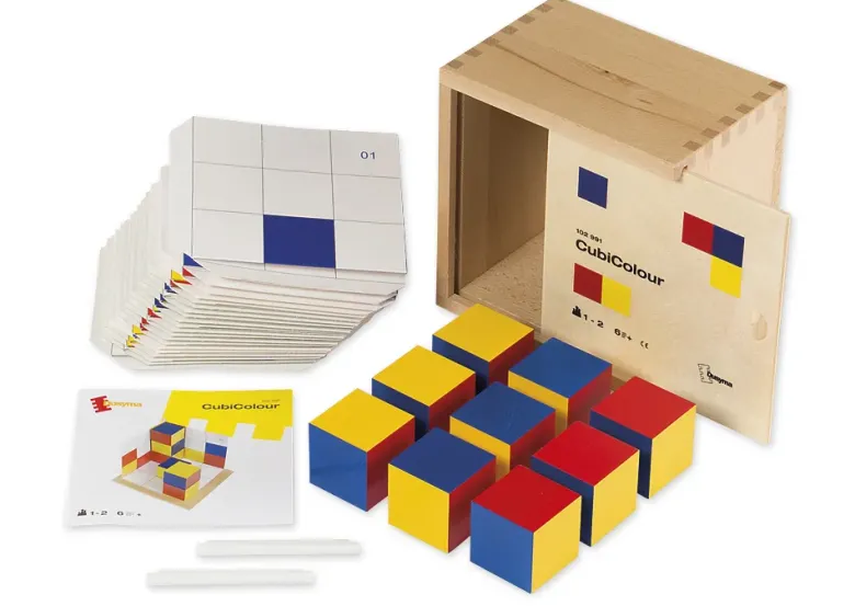 Schattenbauspiel "CubiColour", farbig, aus Holz, 32-tlg. in Holz-Box