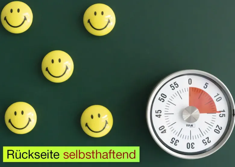 Tafelfolie magnethaftend, Rückseite selbsthaftend, 70 x 59 cm